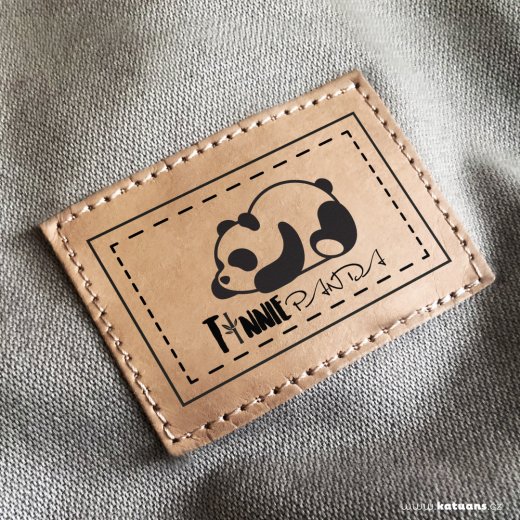 Koženkový štítek - Logo Panda